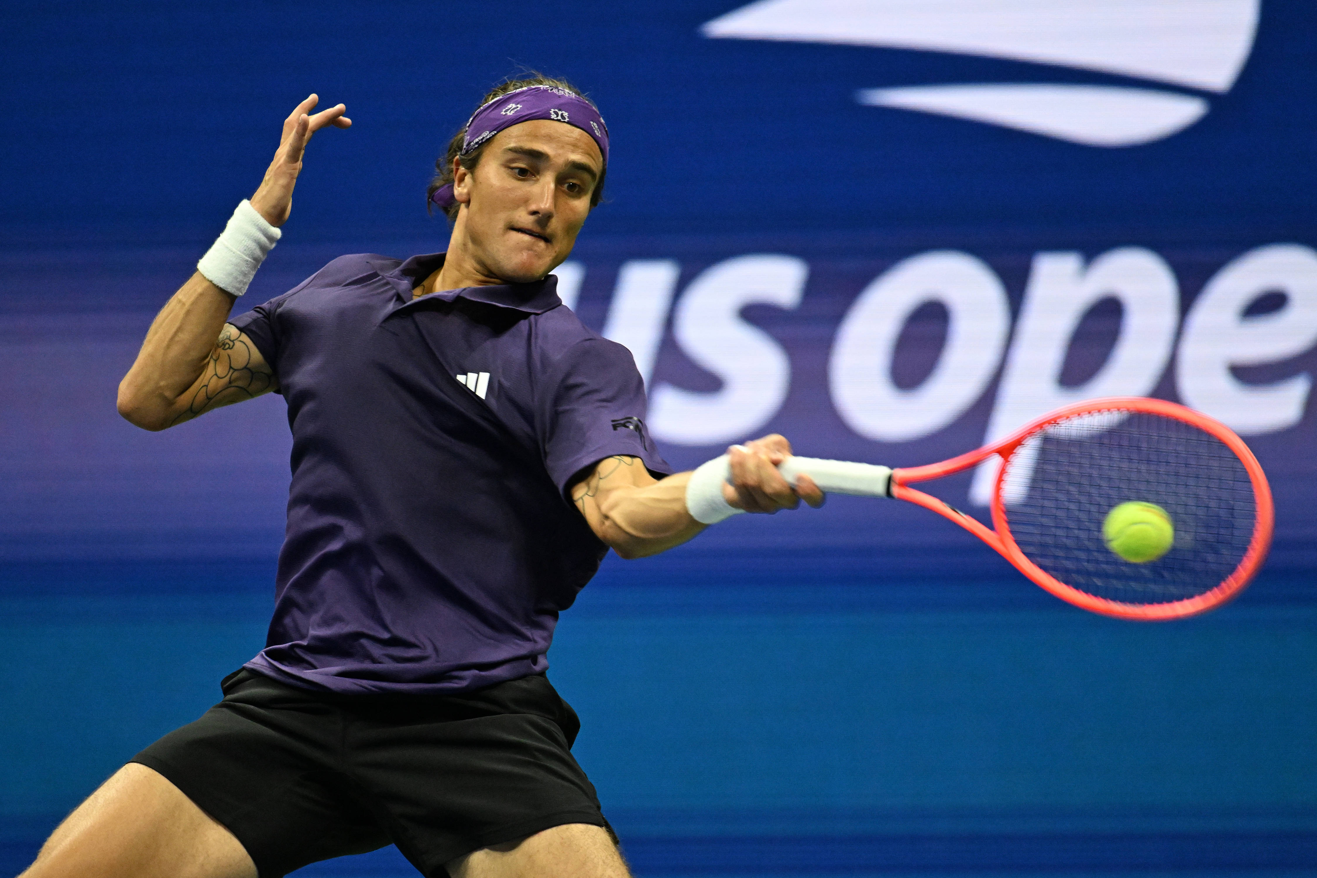 开云体育中国-德国网球队血洗日本网球队，兹维列夫三分雨点燃全场