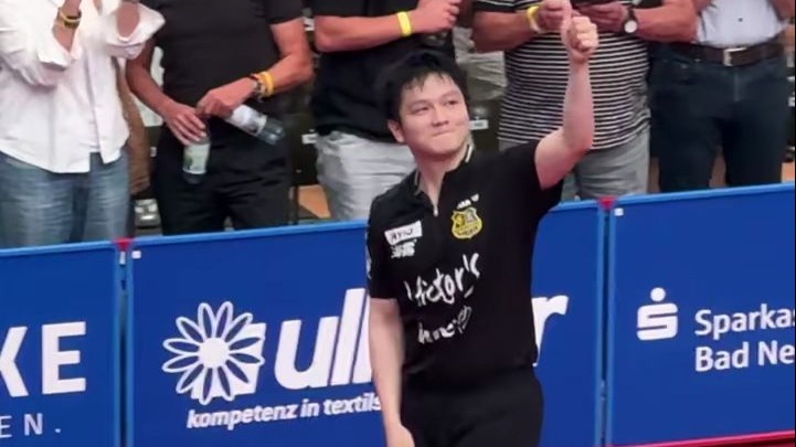 韩国乒乓球队轻取波兰乒乓球队,樊振东制霸全场 韩国乒乓球队轻取波兰乒乓球队,樊振东制霸全场