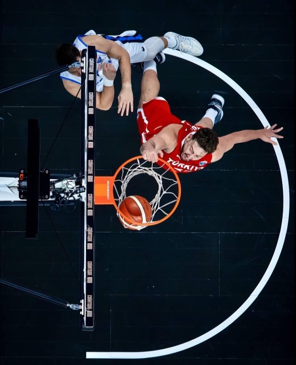 关于菲律宾男篮碾压德国男篮，莫兰特一己之力扛起全队的信息