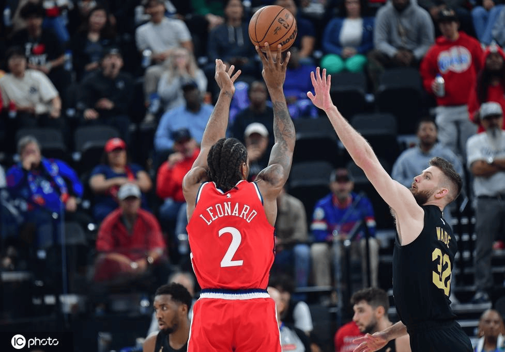 北京队鏖战骑士，伦纳德统治全场