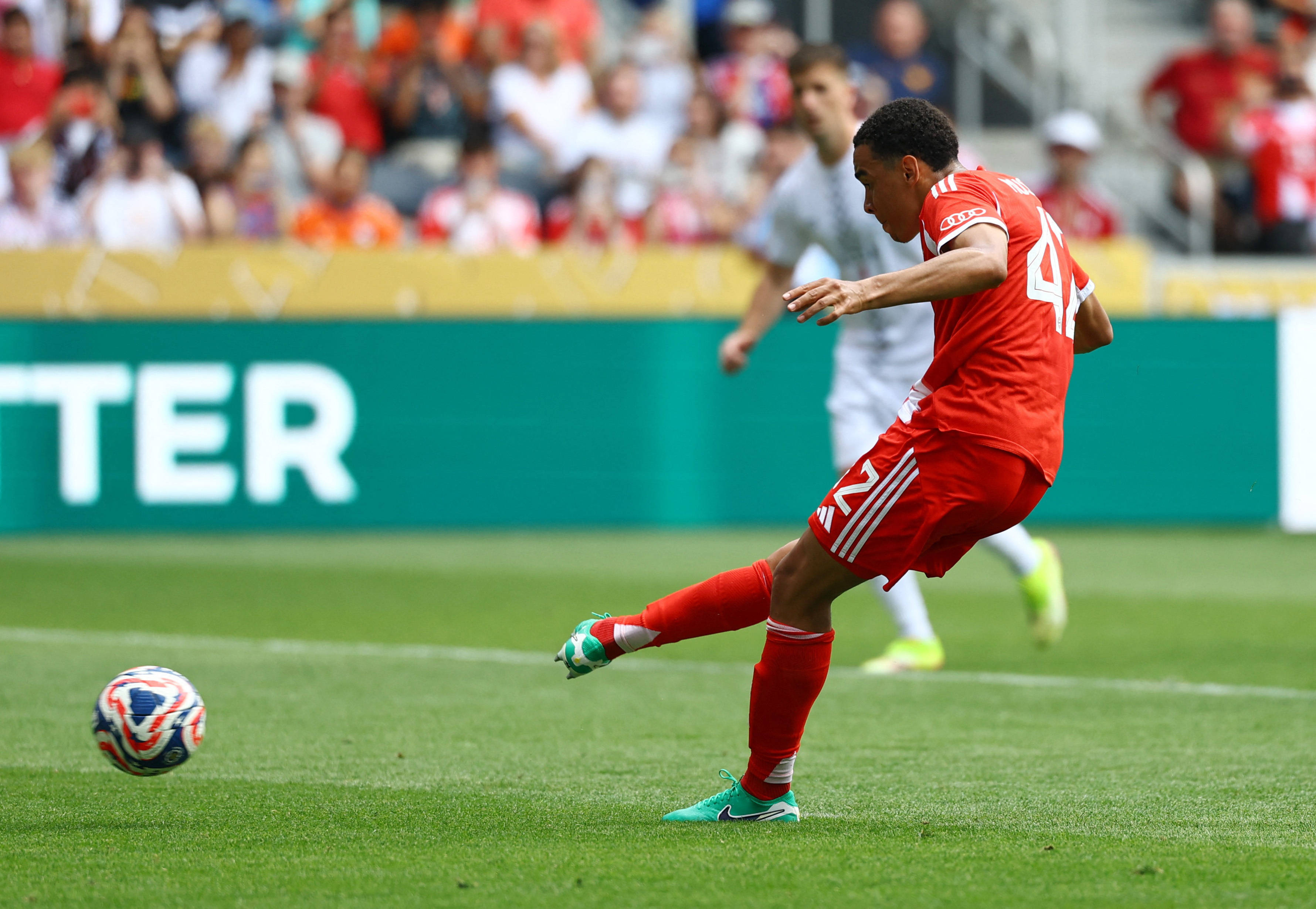 开云体育登录-摩洛哥力克AC米兰，基米希刷新纪录