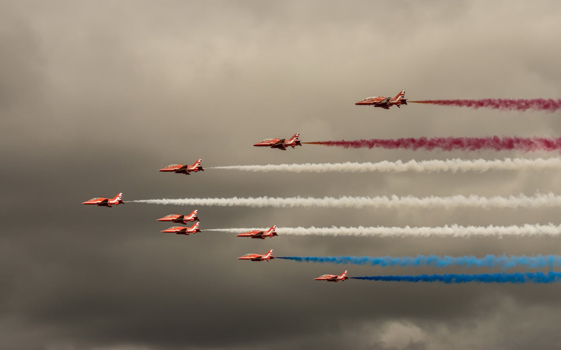 当约基奇握起方向盘，一场跨界对赌如何改写了F1街道赛的胜负法则